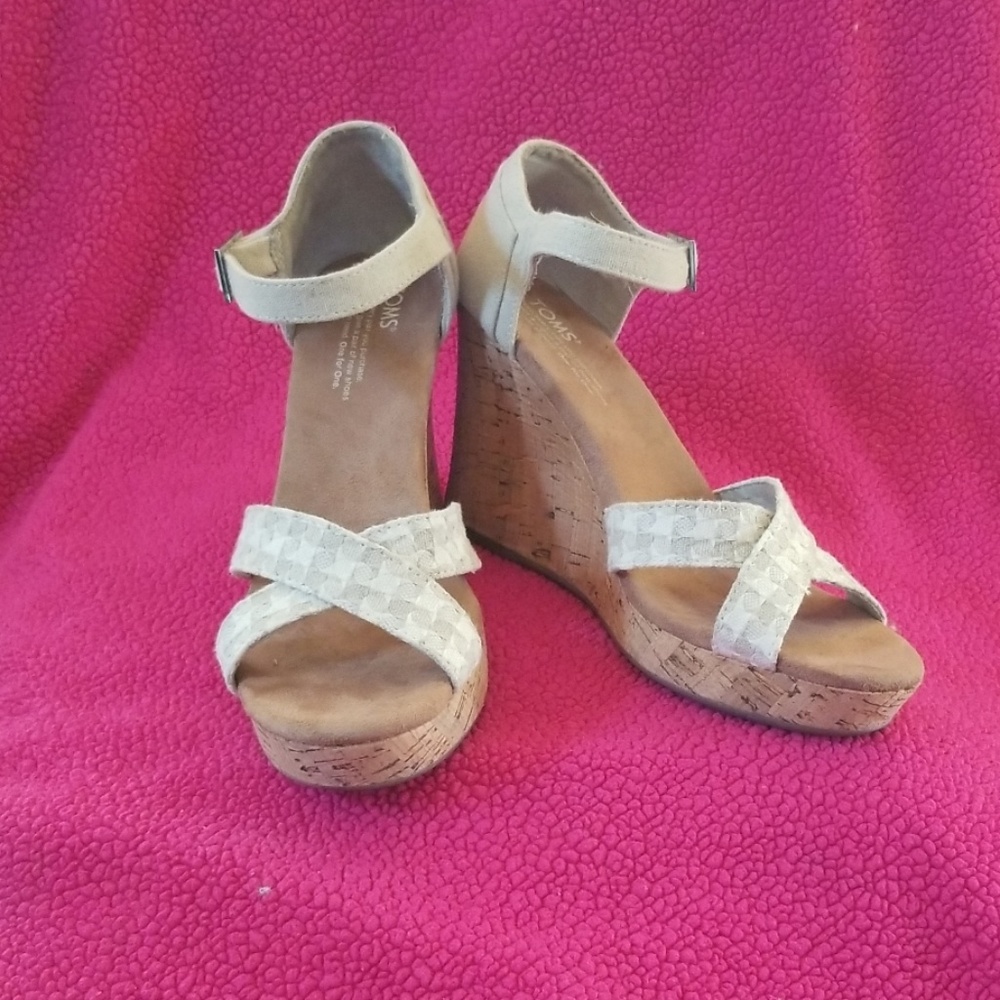 Tom's wedges